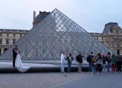 צרפת נושמת לרווחה: נעצרו החשודים בשוד תכשיטי הכתר מהלובר