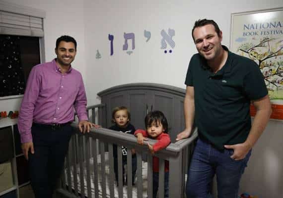 ניצחון למשפחת דבש-בנקס: בנו של ישראלי יזכה לאזרחות אמריקאית למרות התנגדות הממשל