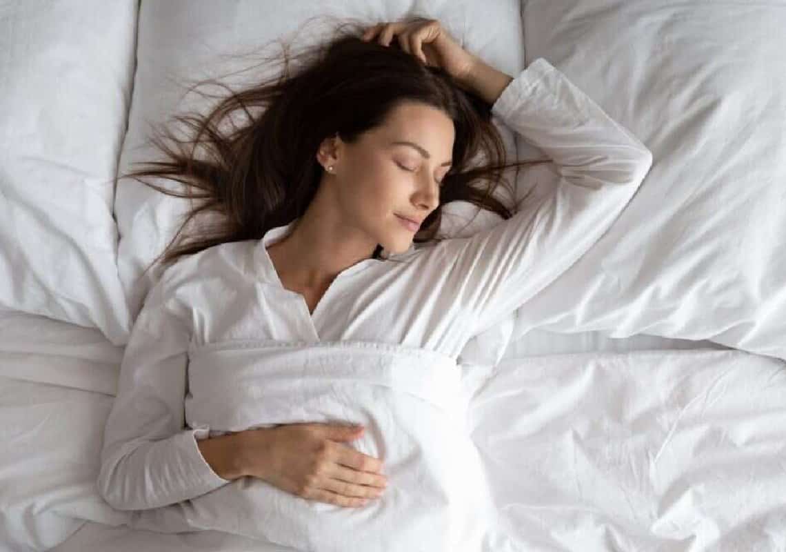 הכירו: המזונות הכי טובים והכי גרועים לשינה שלכם