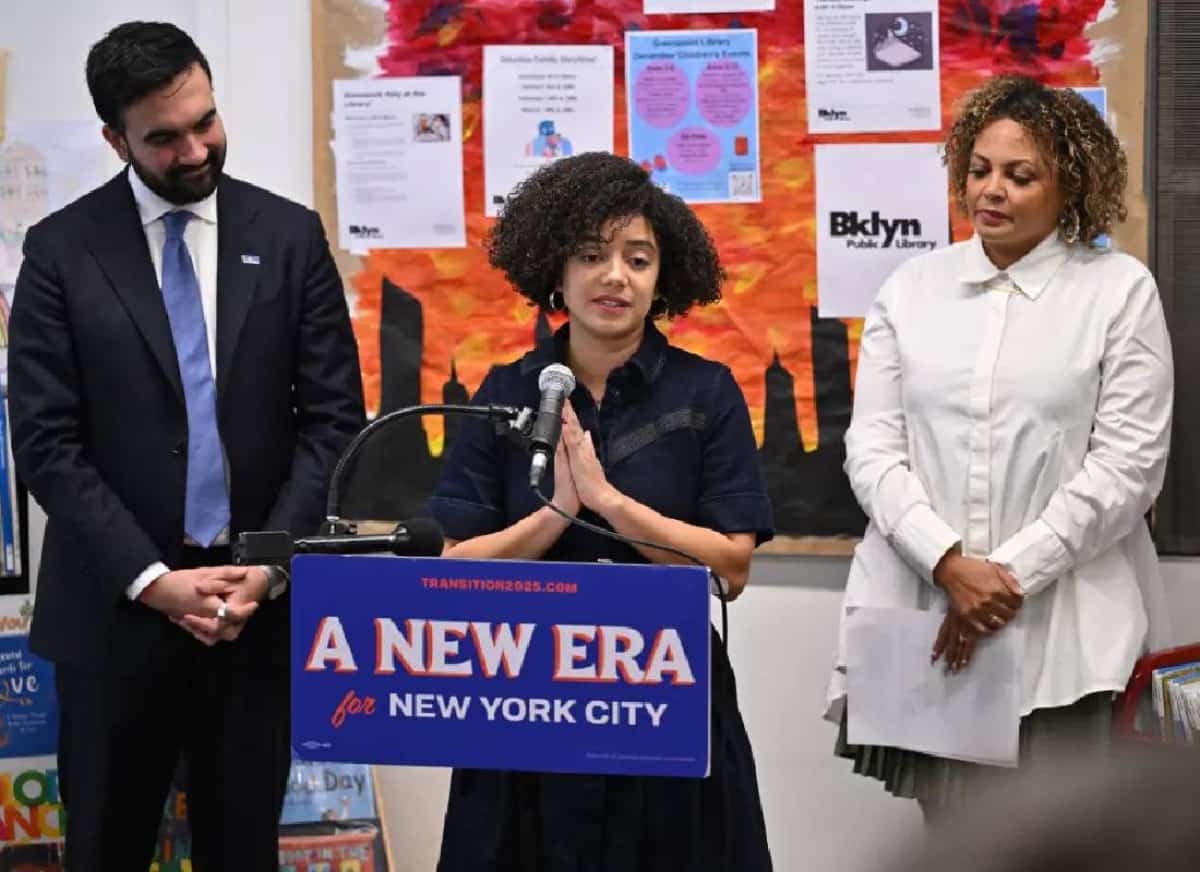 סערה בעיריית ניו יורק: הממונה הבכירה של ראש העיר הנבחר התפטרה בתוך יממה – אחרי שנחשפו פוסטים אנטישמיים