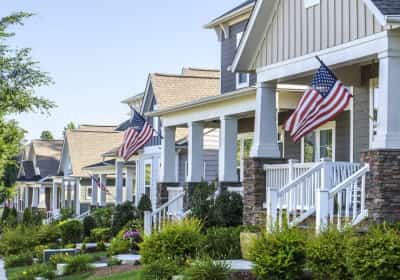 אפקט רפורמות ההגירה: מספר המשכנתאות לתושבים זמניים בארה"ב קרס כמעט לאפס