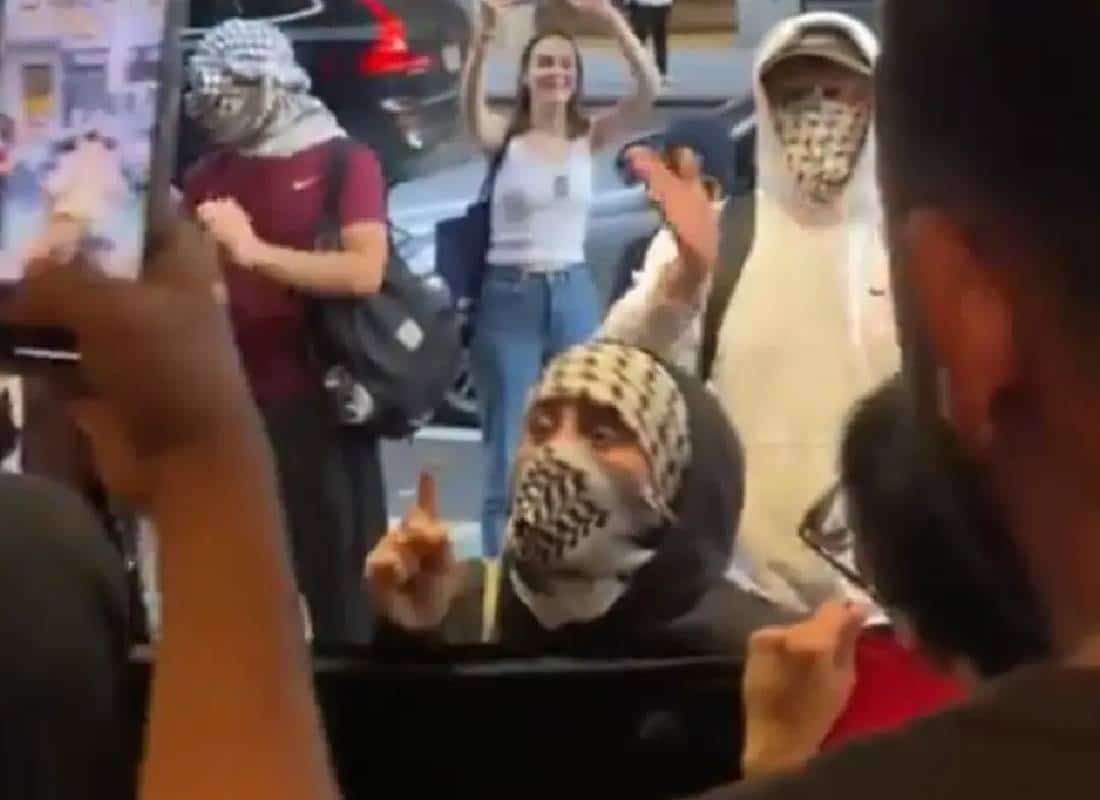 ניו יורק: סטודנטים יהודים הותקפו במעדנייה כשרה 