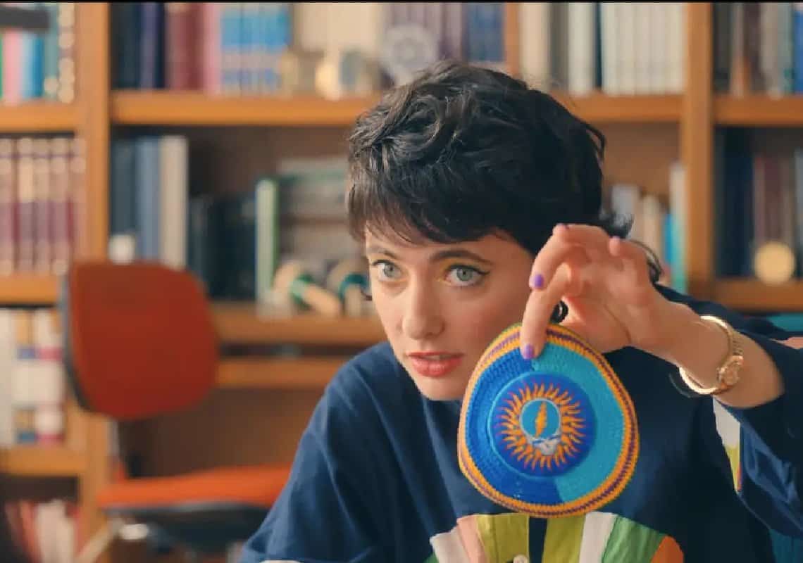 סרט הבת מצווה של משפחת סנדלר בנטפליקס מספר חווית צפייה מושלמת