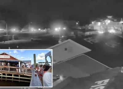 שלושה הרוגים, שמונה פצועים לאחר שחמוש פתח באש במסעדה על רציף בצפון קרוליינה — החשוד נמלט בכלי שיט