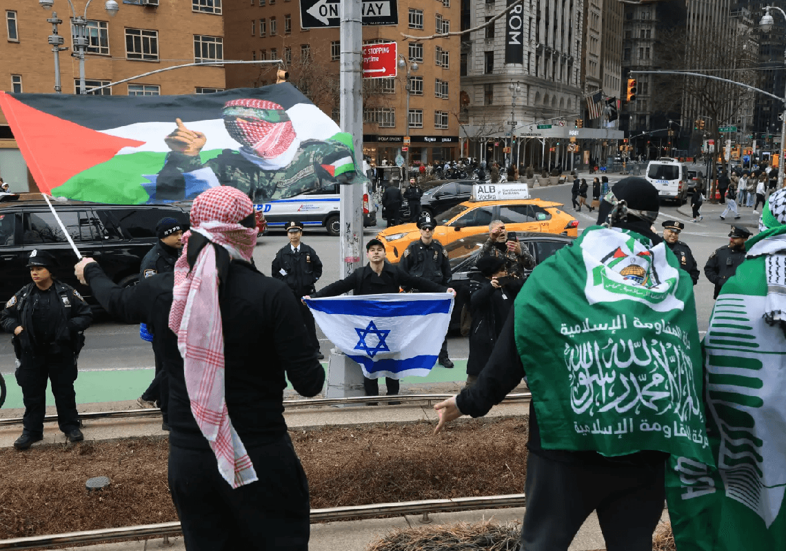 התעוררות פוליטית: כמעט 7,000 יהודים הצטרפו למפלגה הדמוקרטית בניו יורק