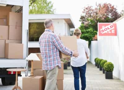 החותמת של חברת ההובלות הגדולה: מיליוני אמריקאים נוטשים את מדינת הזהב לטובת טקסס ופלורידה