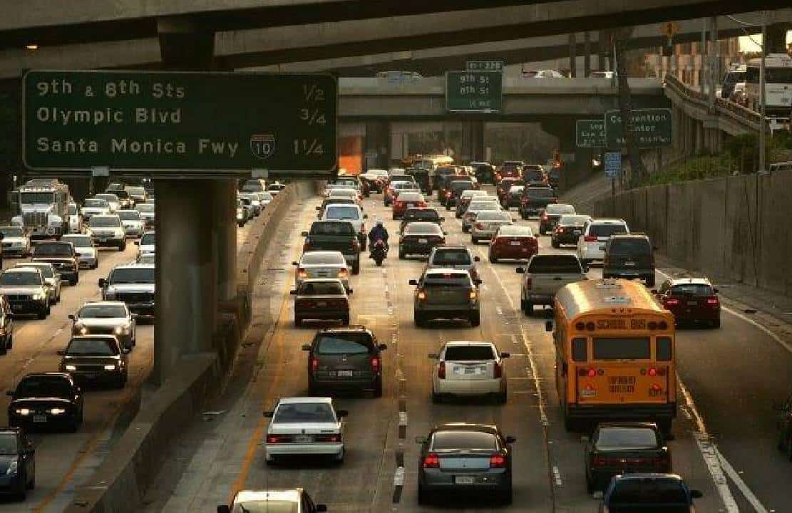 קליפורניה: מס חדש ומכשיר GPS יוצמד לנהגי רכבים חשמליים שיאלצו לשלם על בסיס קילומטראז'