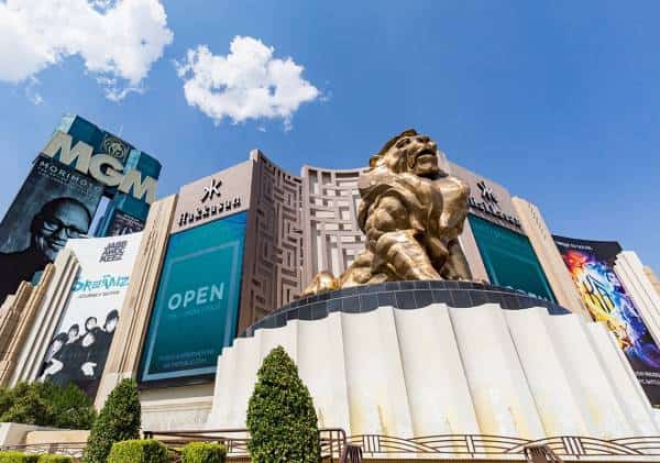 בתום שישה חודשי חל"ת: MGM Resorts מפטרת 18 אלף עובדים