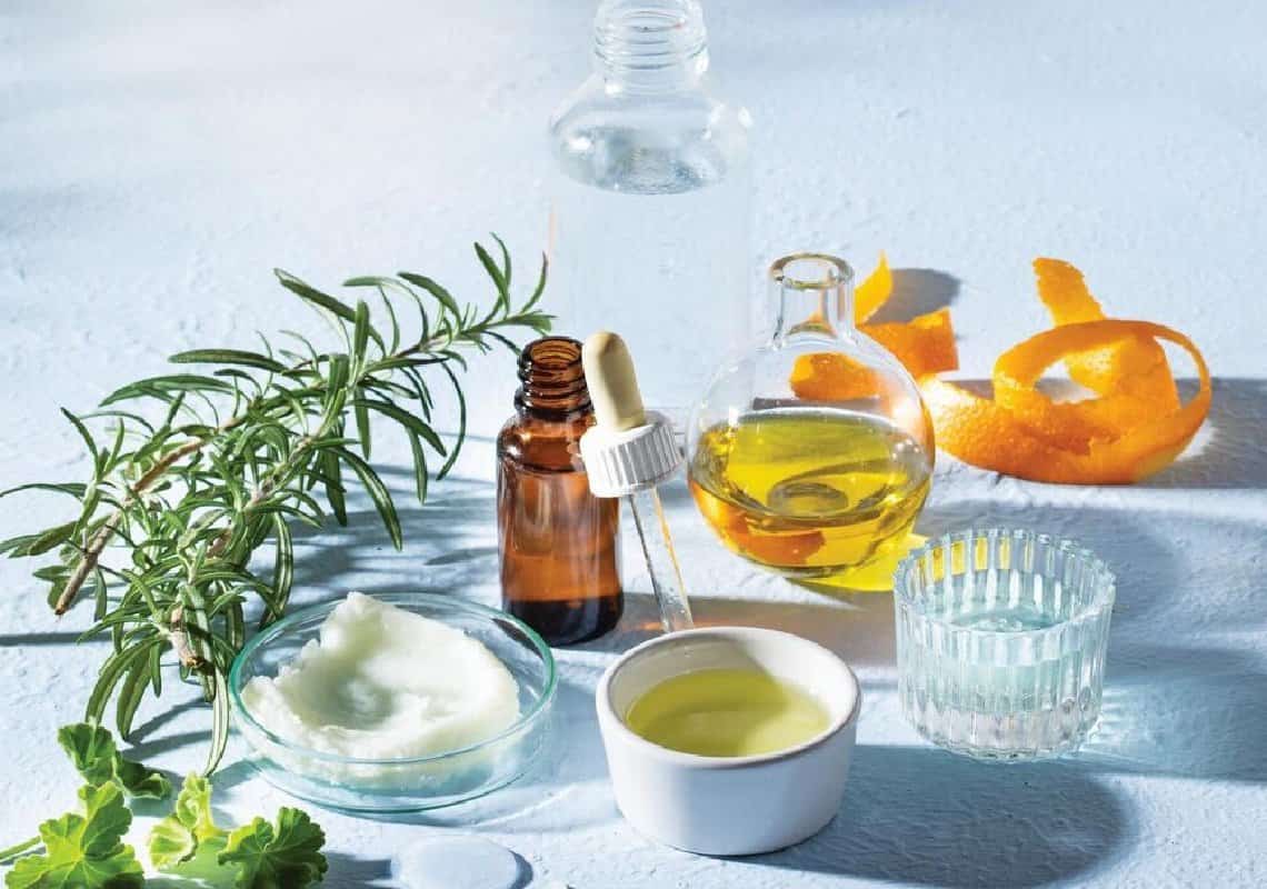 נמנעים מכימיקלים? הנה חמישה מתכוני DIY לטיפוח טבעי בעונה החמה