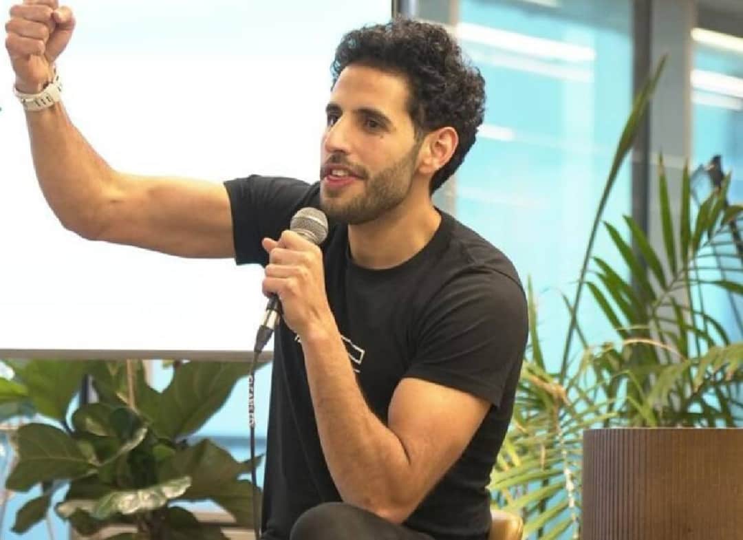 המוסלמי שמגן על ישראל: אנטי-ציונות היא אנטישמיות
