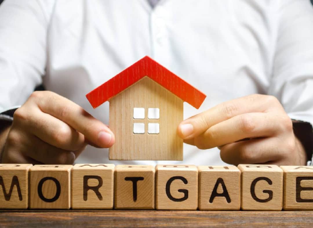 יותר מאלפיים דולר בחודש: תשלום המשכנתא האמריקאי שבר שיא היסטורי — ומשפחות רבות כבר מוצאות את עצמן מחוץ למשחק