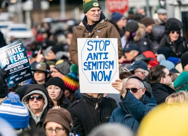 כישלון מדאיג: רק תשע מדינות בארה"ב נאבקות באנטישמיות