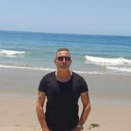 רפאל אברהם - עיצוב שיער